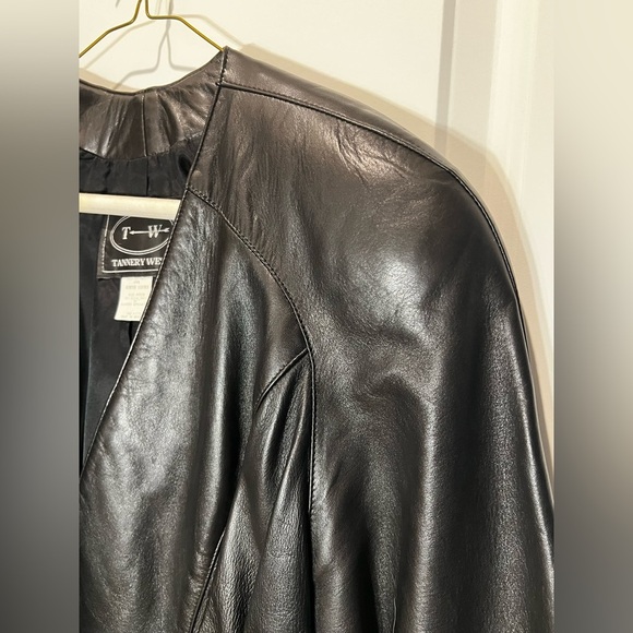 Tannery West Women’s Genuine Leather Jacket Size Small - Picture 6 of 10